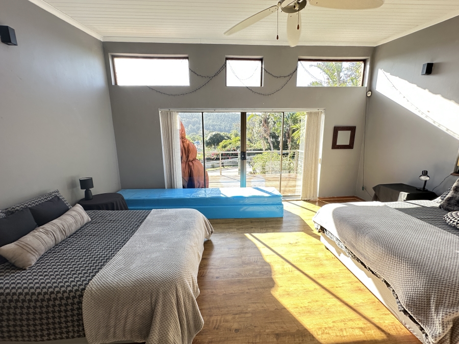 4 Bedroom Property for Sale in Sedgefield Central Western Cape